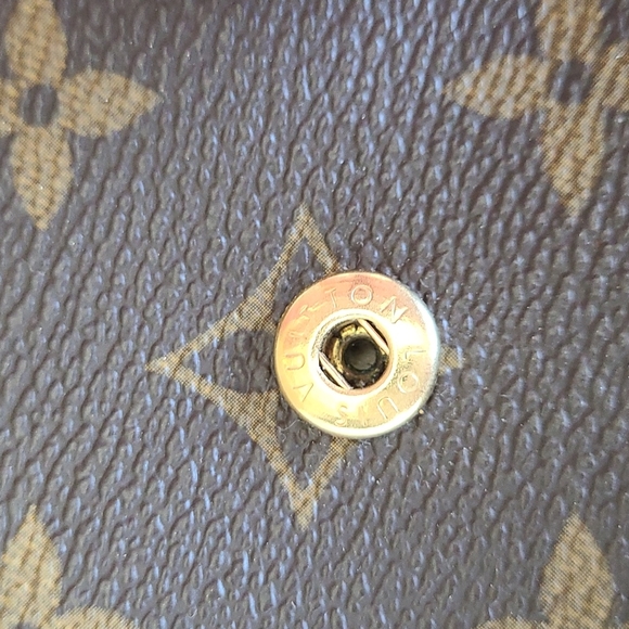 Louis Vuitton Cancun Mini Crossbody - Picture 8 of 11